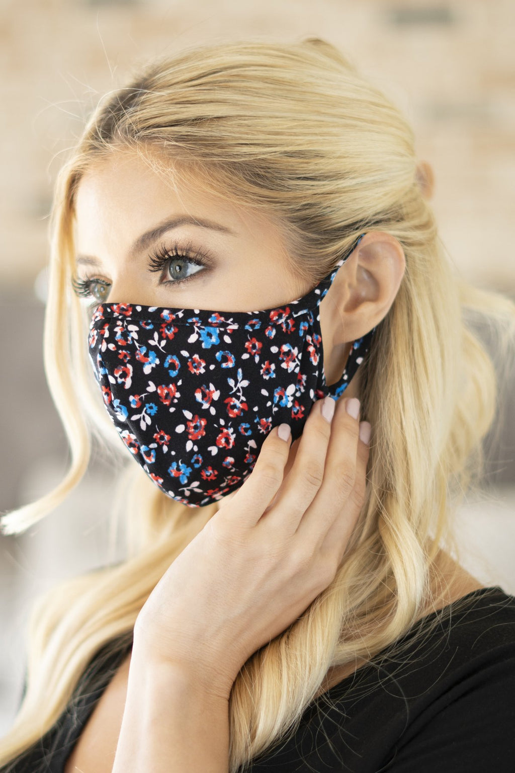 Rfm6001-Rfl036 - Black Floral Reusable Face Mask for Adults