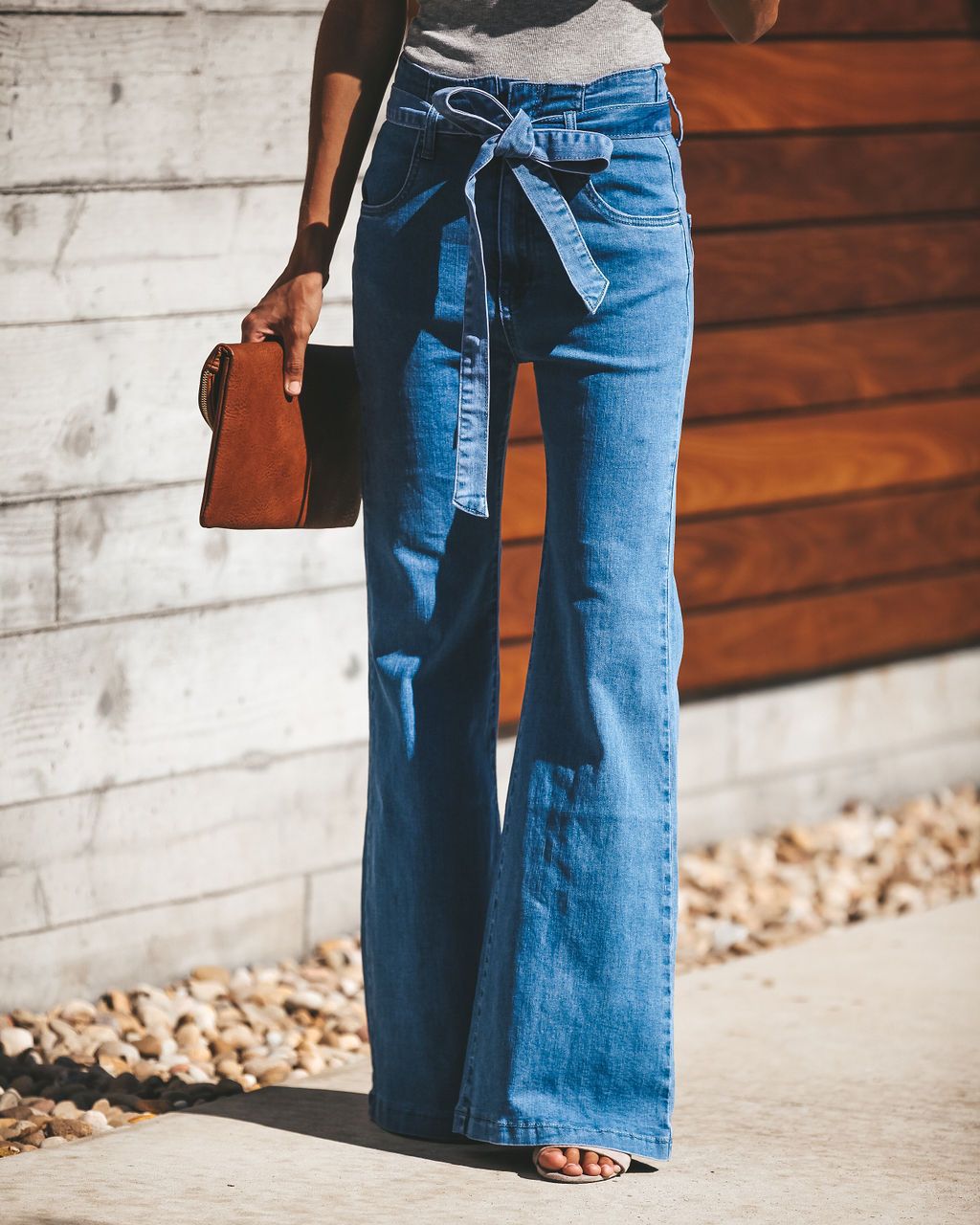 Hana Wide-Legged High Street Fashion Jeans